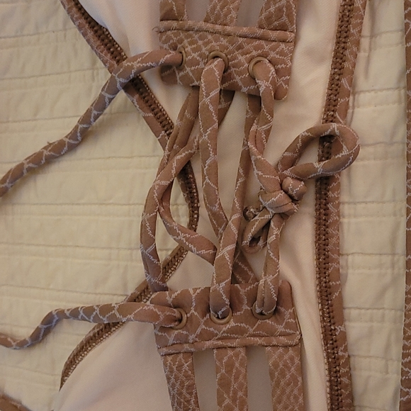 Women's bikini. NWOT - Picture 3 of 4